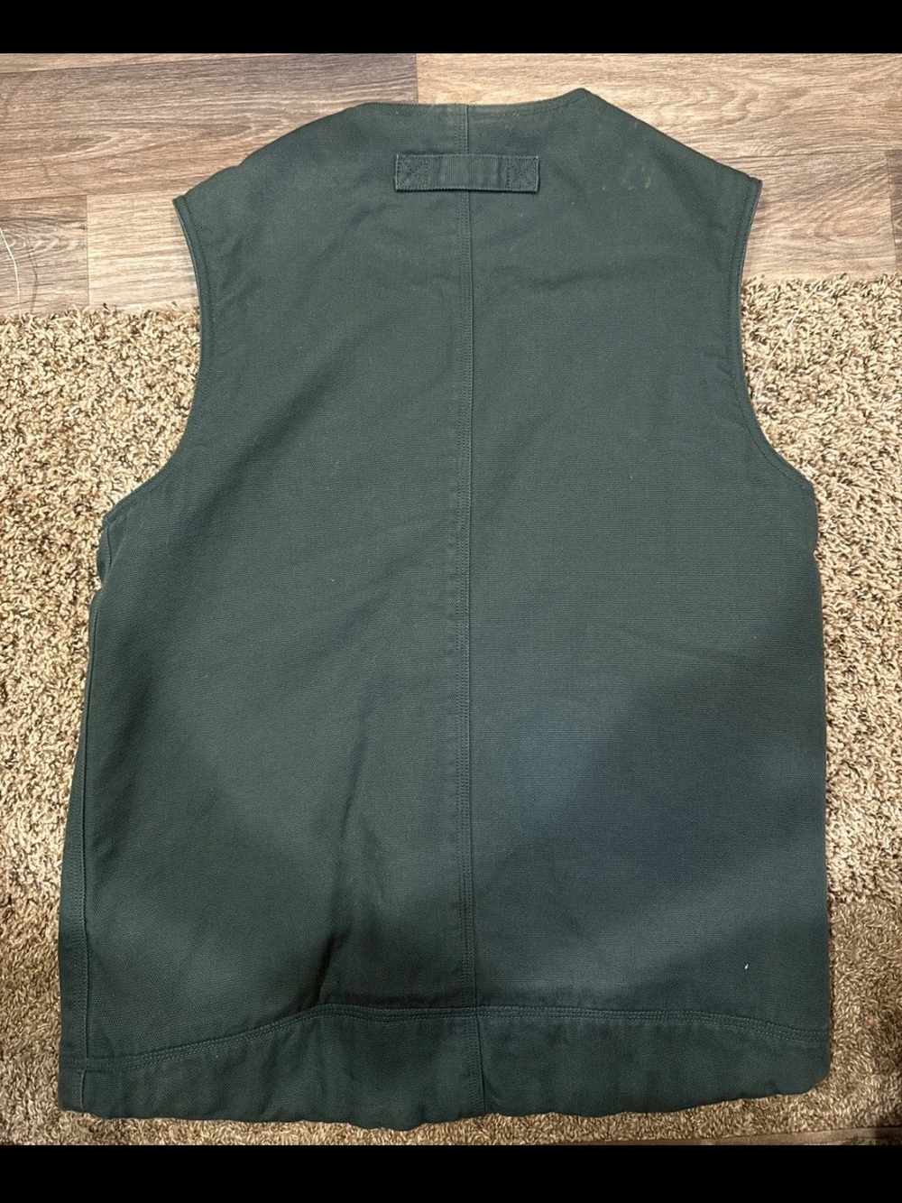 Duluth Trading Co Men's Dark Green Utility Vest - Picture 4 of 4